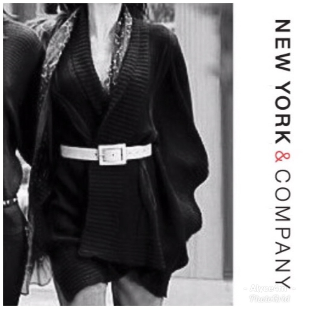 🌻NY & Co Wrap Sweater🌻